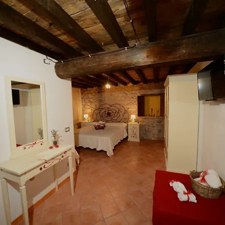 Corte Davini * Monzambano